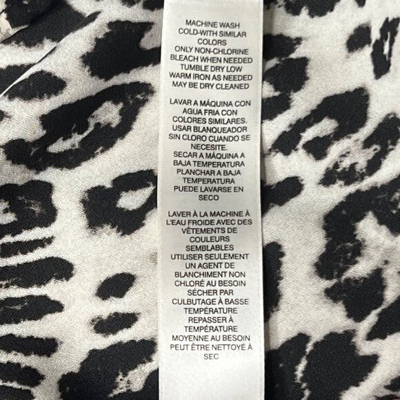 Chicos Leopard Print Cold Shoulder Top Size 3 (US 16/18 XL) Lightweight Stylish - Picture 9 of 12